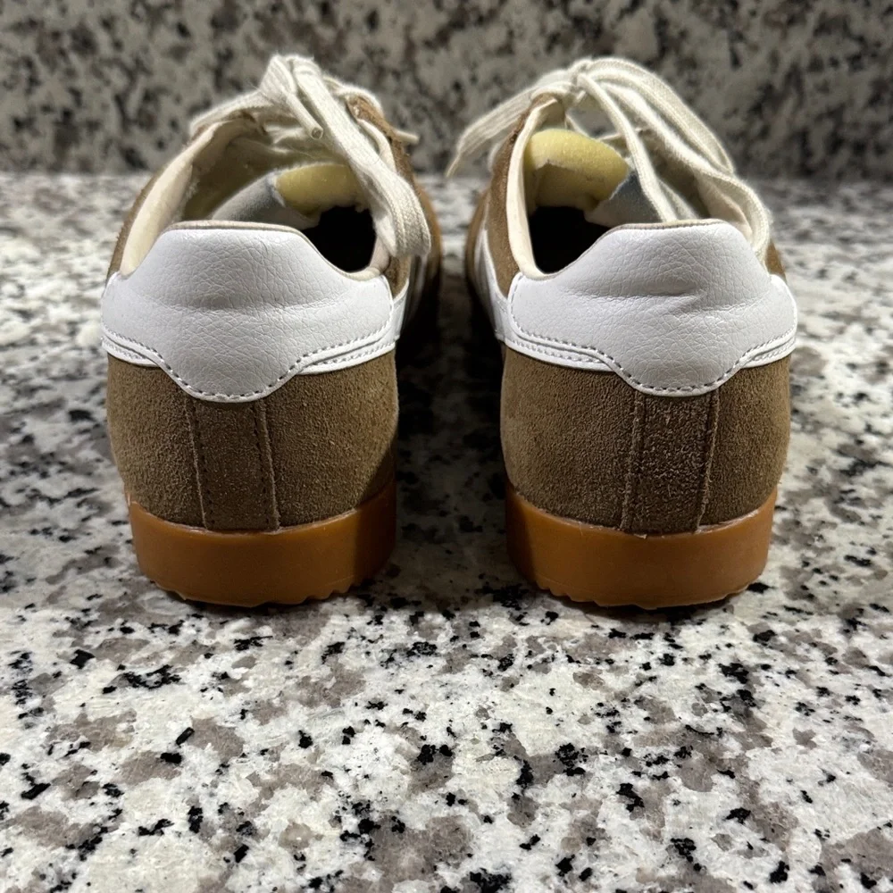 Gola Women's Tan and White Sneakers - Picture 3 of 7